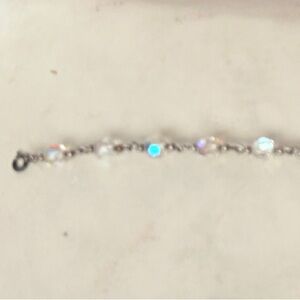 Elegant Iridescent Beaded Bracelet
